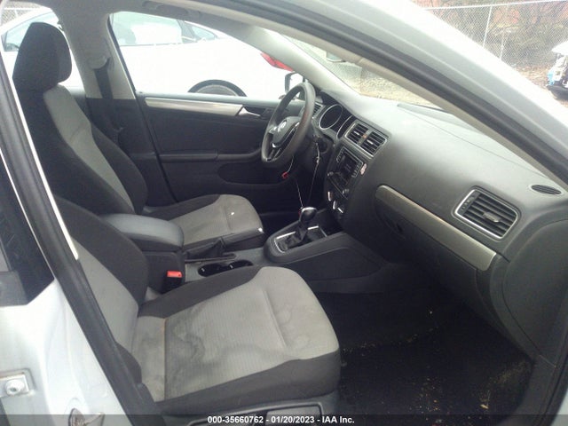 2017 Volkswagen Jetta, VIN: 3VW2B7AJ2HM389300