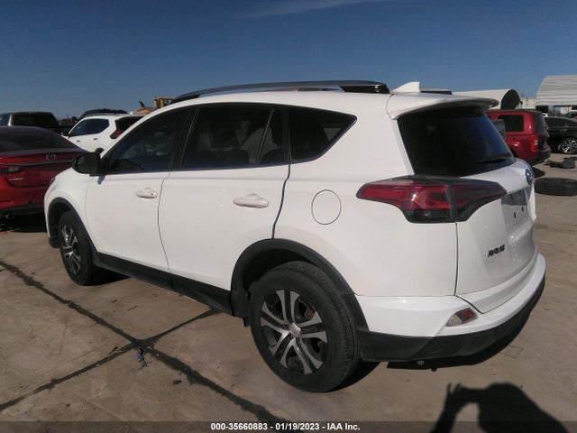 2017 Toyota RAV4, VIN: JTMZFREV6HJ703445