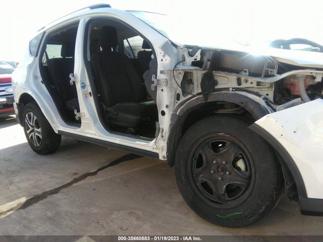 2017 Toyota RAV4, VIN: JTMZFREV6HJ703445