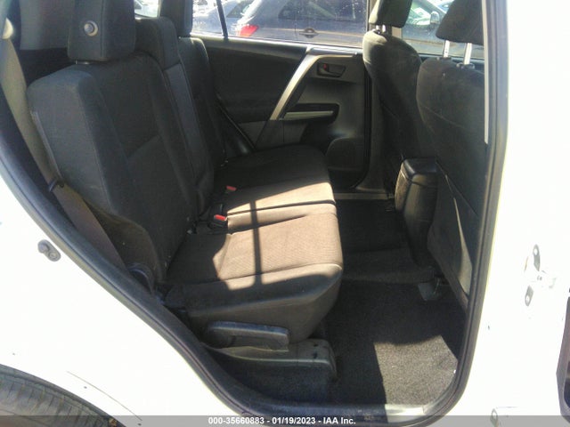 2017 Toyota RAV4, VIN: JTMZFREV6HJ703445