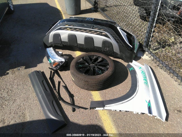 2022 Volkswagen Taos, VIN: 3VVCX7B25NM077727