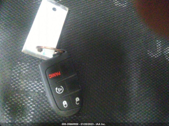 ZACCJBBBXHPG40551 Jeep Renegade Latitude