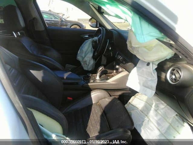ZARFAECN1J7594351 Alfa Romeo Giulia Ti Sport