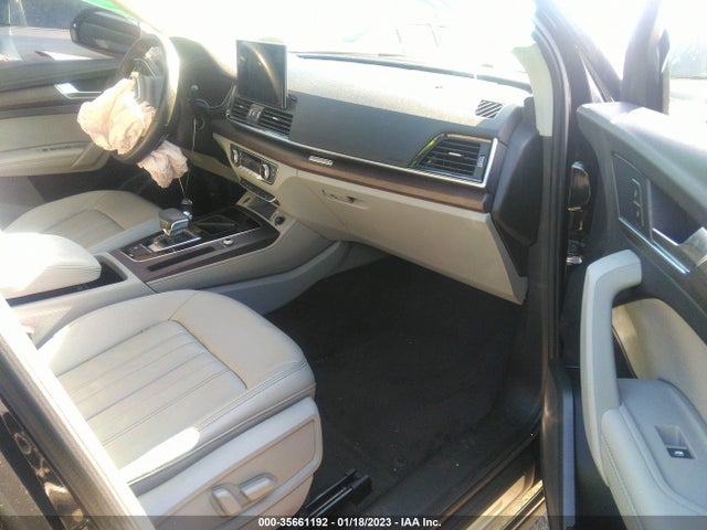 WA1BABFYXM2070513 Audi Q5 Premium Plus