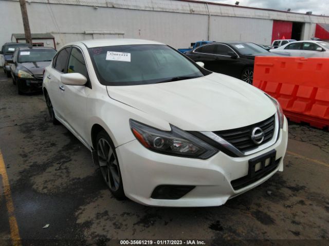 1N4AL3AP8HC129404 Nissan Altima 2.5 Sr