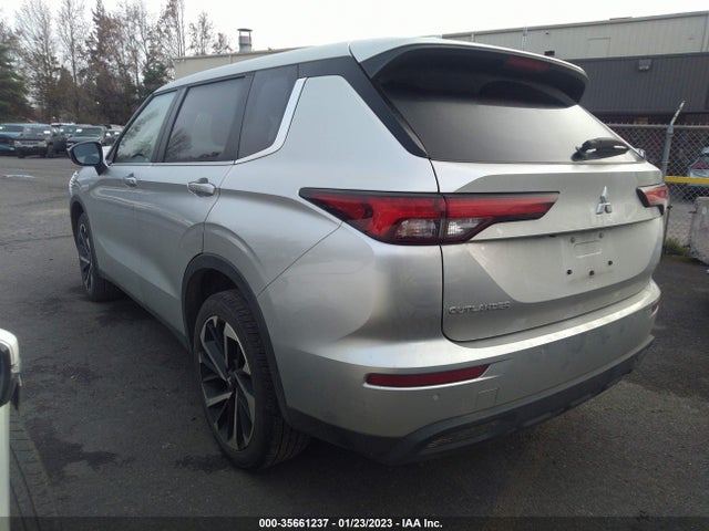 JA4J4TA82NZ015904 Mitsubishi Outlander Es