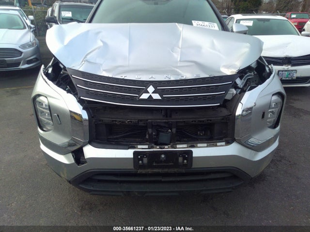 JA4J4TA82NZ015904 Mitsubishi Outlander Es