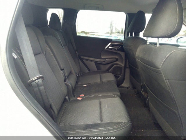 JA4J4TA82NZ015904 Mitsubishi Outlander Es