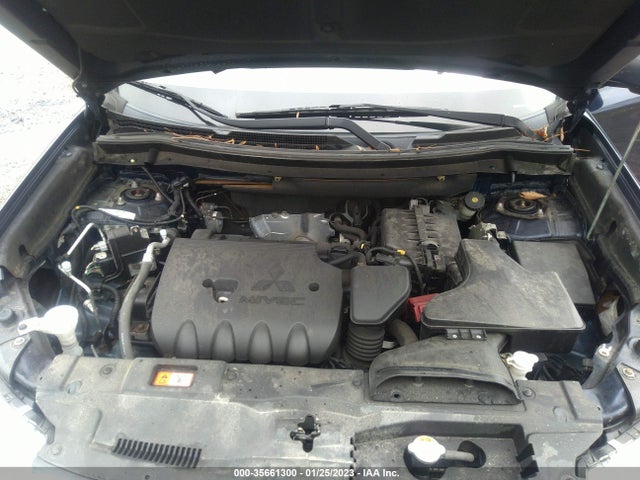 JA4AZ3A38GZ031761 Mitsubishi Outlander Se/sel/es