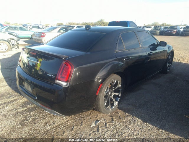 2015 Chrysler 300, VIN: 2C3CCABG5FH842717