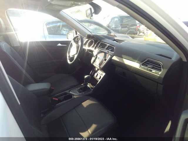 Volkswagen Tiguan 2018 3VV3B7AX5JM107864 Image 6