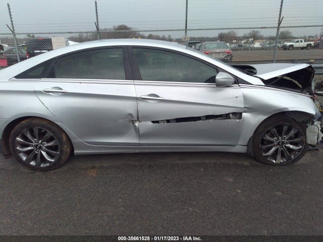 2012 HYUNDAI SONATA 2.4L SE VIN: 5NPEC4ACXCH356623