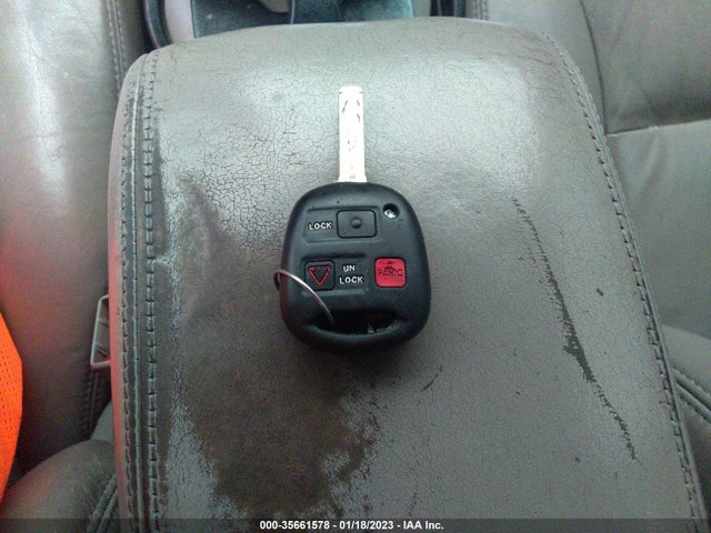 Lexus ES 300 2003 JTHBF30G930113518 Image 10