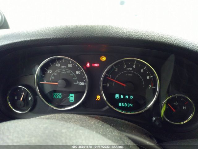 1C4HJWEG8EL145138 Jeep Wrangler Unlimited Sahara