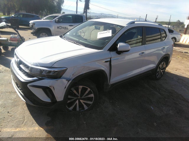 Volkswagen TAOS SE 2022 3VVRX7B25NM017943 Image 2