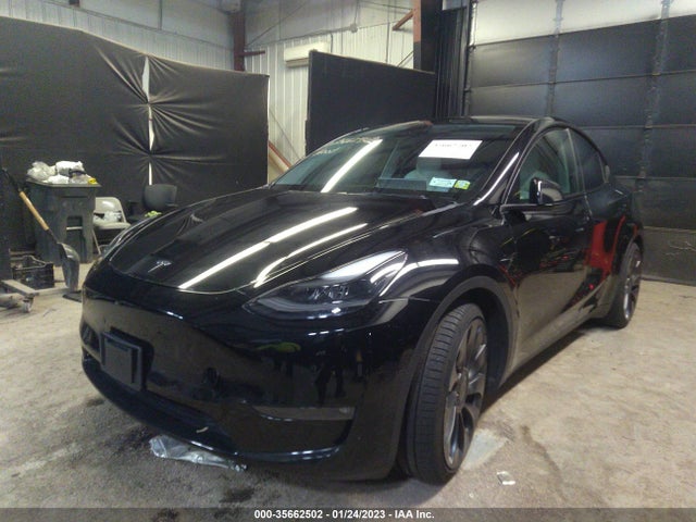 2021 Tesla Model Y, VIN: 5YJYGDEF6MF270523