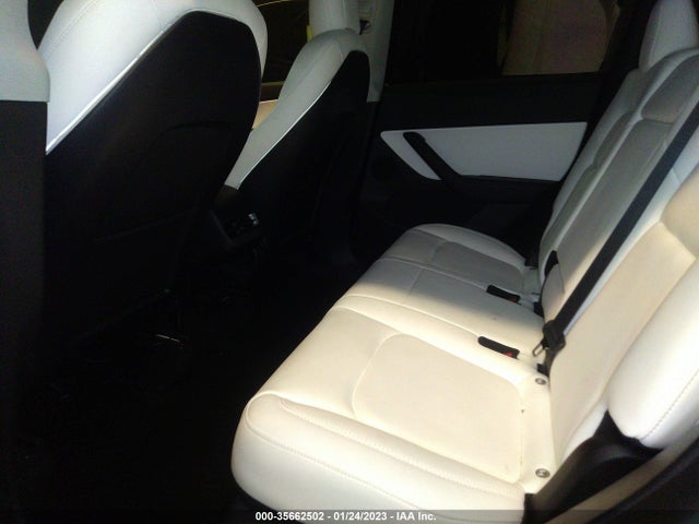 2021 Tesla Model Y, VIN: 5YJYGDEF6MF270523