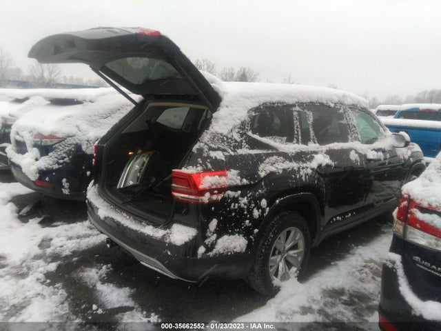 2018 Volkswagen Atlas, VIN: 1V2LR2CA4JC548827