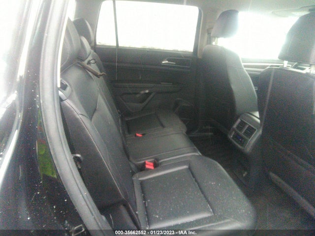 2018 Volkswagen Atlas, VIN: 1V2LR2CA4JC548827