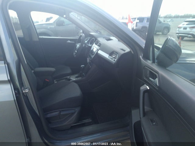 3VV1B7AX3KM056163 Volkswagen TIGUAN S