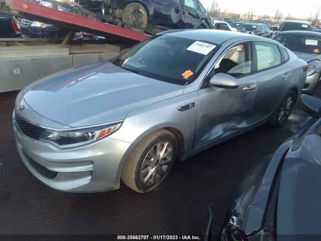 2018 Kia Optima, VIN: 5XXGT4L30JG271109