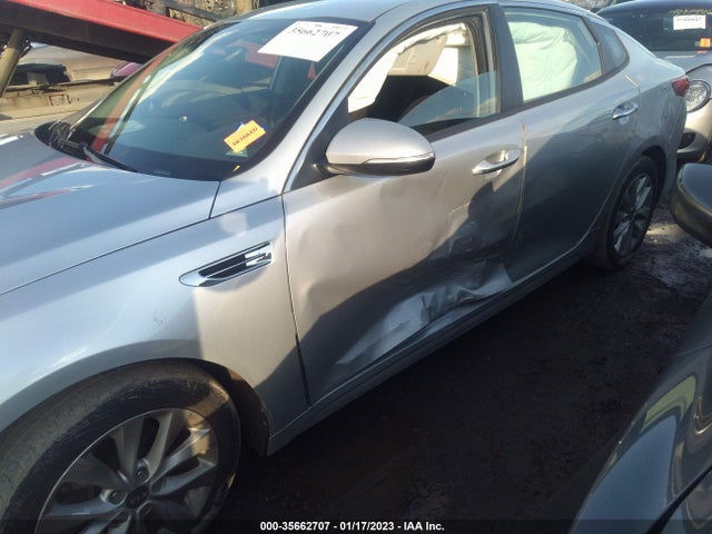 2018 Kia Optima, VIN: 5XXGT4L30JG271109