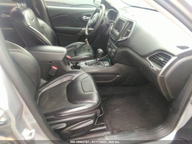 2020 Jeep Cherokee, VIN: 1C4PJLLBXLD652437