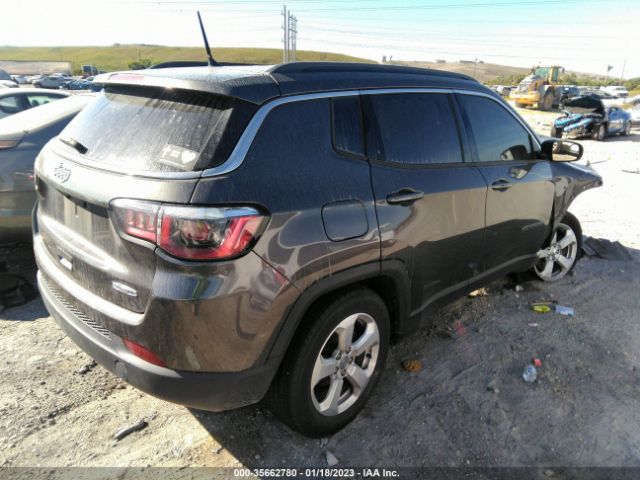 3C4NJCBB5JT124756 Jeep Compass Latitude