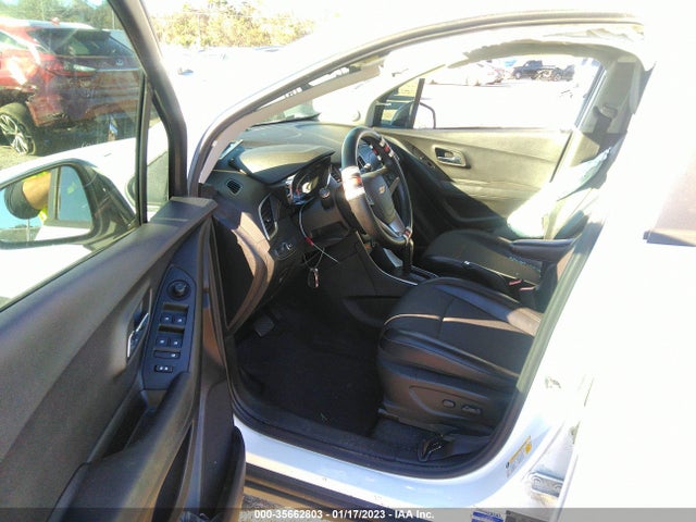 2019 Chevrolet Trax, VIN: 3GNCJLSB2KL139814