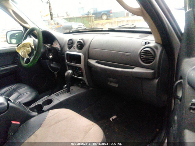 2004 JEEP LIBERTY SPORT VIN: 1J4GL48K14W293715
