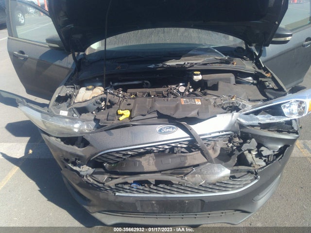Ford FOCUS SE 2017 1FADP3K2XHL264081 Image 11
