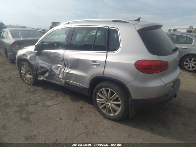 2016 Volkswagen Tiguan, VIN: WVGBV7AX0GW540014