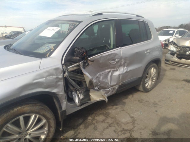 2016 Volkswagen Tiguan, VIN: WVGBV7AX0GW540014