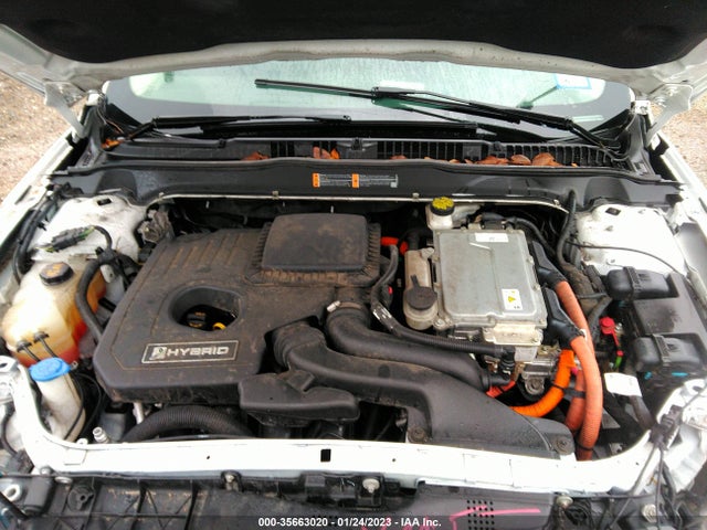 3FA6P0LU2JR269046 Ford Fusion Hybrid Se