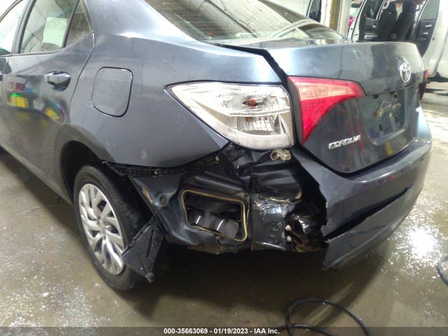 2018 Toyota Corolla, VIN: 2T1BURHE7JC056638