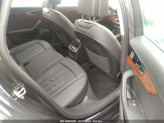 2022 Audi A4, VIN: WAUABAF43NN000239