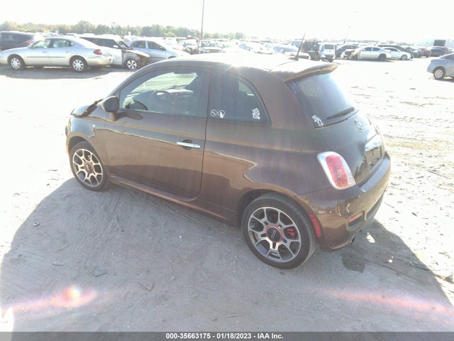 3C3CFFBRXFT653056 Fiat 500 SPORT