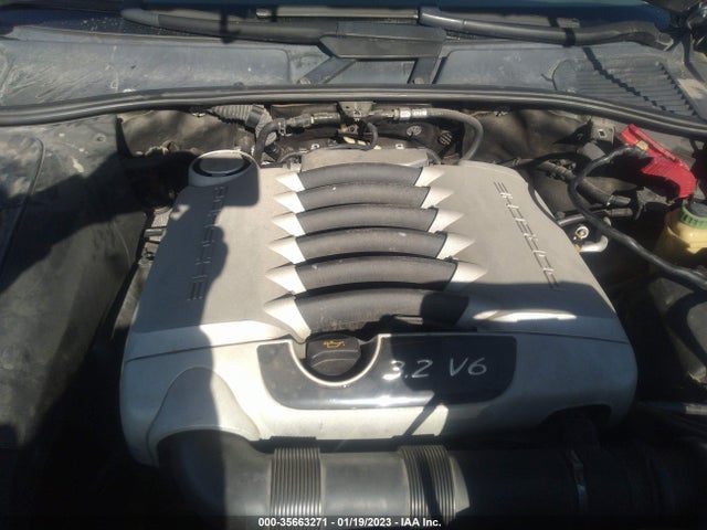 2004 PORSCHE CAYENNE VIN: WP1AA29P44LA20686