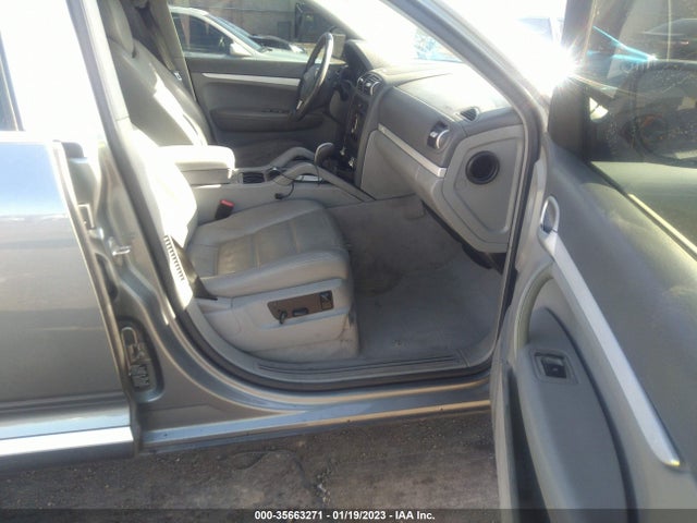 2004 PORSCHE CAYENNE VIN: WP1AA29P44LA20686