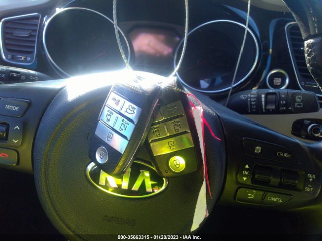 KNDME5C10F6033543 KIA Sedona Sx-l