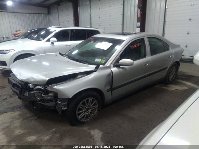 Volvo S60 2004 YV1RS64A842396433 Image 2