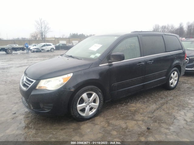 Volkswagen ROUTAN SEL 2011 2V4RW5DG2BR670013 Image 2