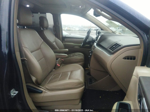 Volkswagen ROUTAN SEL 2011 2V4RW5DG2BR670013 Image 6