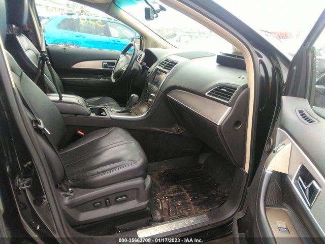 Lincoln MKX 2011 2LMDJ8JK2BBJ22907 Image 5