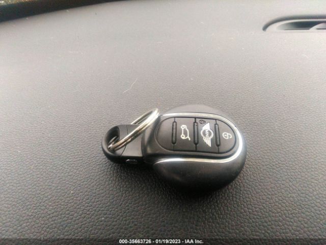 WMWXP7C58F2A36137 Mini Cooper Hardtop S