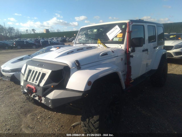 1C4BJWEG8JL840929 Jeep Wrangler Jk Unlimited Sahara
