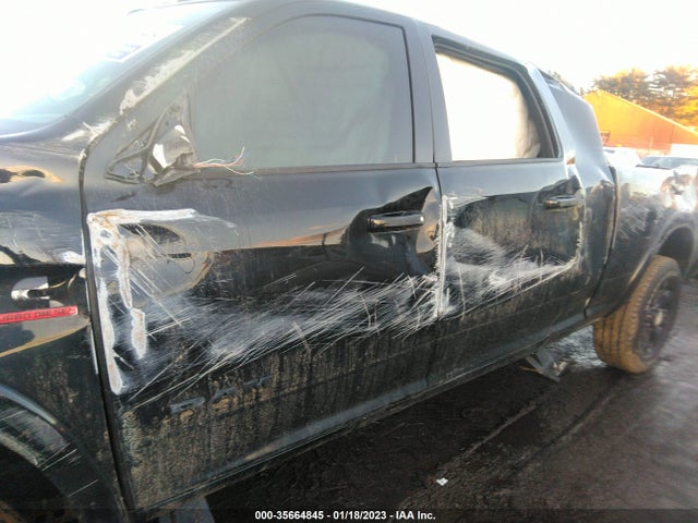 3C6UR5NL9NG323240 RAM 2500 Laramie
