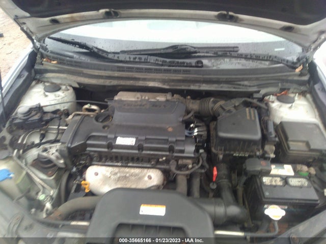 2008 HYUNDAI ELANTRA GLS/SE VIN: KMHDU46D98U447840