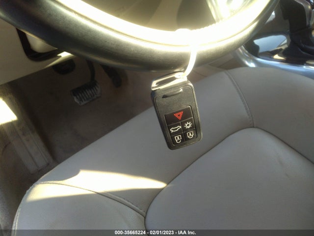 Volvo Xc70 T6 Platinum 2015 YV4902NM9F1218422 Image 3
