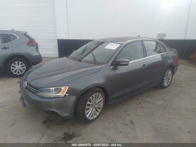 3VWLL7AJ2DM418743 Volkswagen Jetta Sedan Tdi W/premium/nav